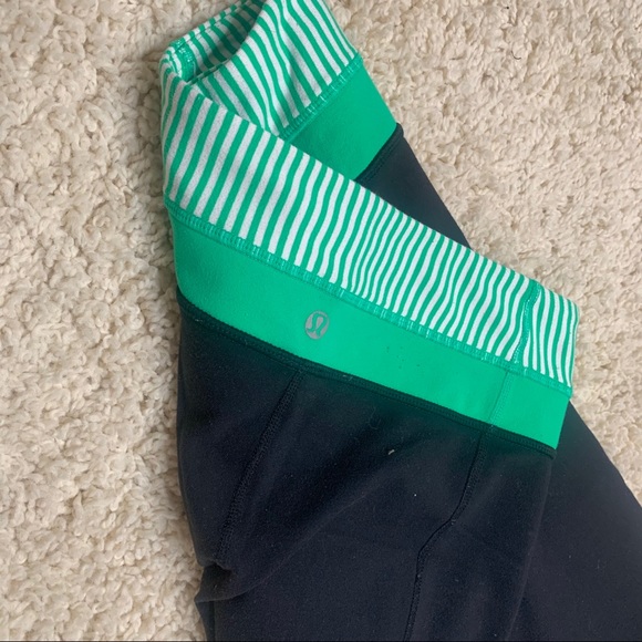 Lululemon Groove Crop 8 - Picture 14 of 16